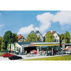 Faller 130345 HO 1/87 Petrol station with service bay