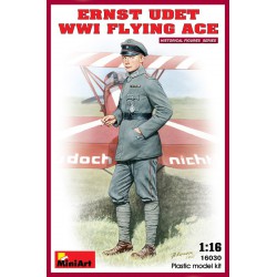 MINIART 16030 1/16 Ernst Udet.  WW I  Flying Ace