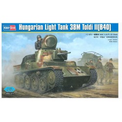 HOBBY BOSS 82478 1/35 Hungarian Light Tank 38M Toldi II (B40)