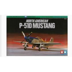 TAMIYA 60749 1/72 North American P-51D Mustang