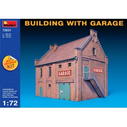 Miniart 72031 1/72 BUILDING WITH GARAGE