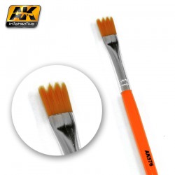 AK INTERACTIVE AK576 WEATHERING BRUSH SAW SHAPE