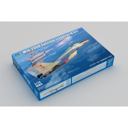 TRUMPETER 01677 1/72 MIG-29UB Fulcrum (Izdeliye 9.51)