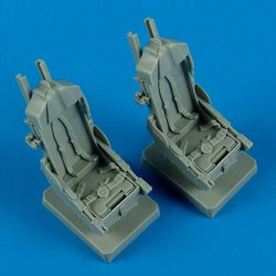 QUICKBOOST QB48489 1/48 F-5F seats with safety belts for AFV