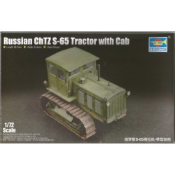 TRUMPETER 07111 1/72 Russian ChTZ S-65 Tractor with Cab