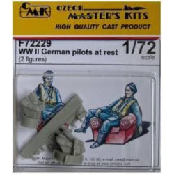 CMK F72229 1/72 WWII German Pilots at Rest (2 Figures)