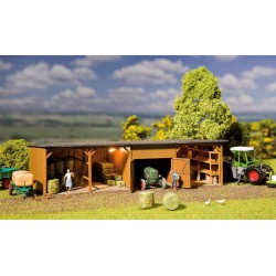 FALLER 130523 HO 1/87 Hay bale store with workshop