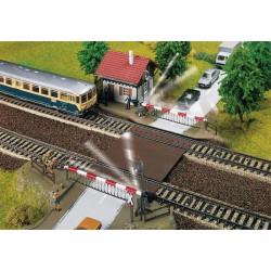 FALLER 120174 HO 1/87 Level-crossing with gatekeeper’s house