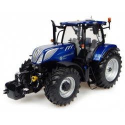 UNIVERSAL HOBBIES 4976 1/32 New Holland T7.225 Blue Power