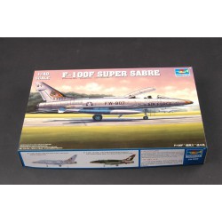 TRUMPETER 02840 1/48 F-100F Super Sabre