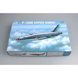 TRUMPETER 02839 1/48 F-100D Super Sabre