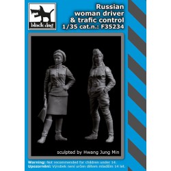 BLACK DOG F35234 1/35 Russian woman driver and trafic control