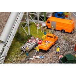 FALLER 180534 HO 1/87 Set panneaux de route