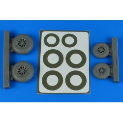 AIRES 4849 1/48 A-26B/C (B-26B/C) Invader wheels & paint masks late - diamond pattern for ICM
