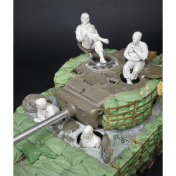 PANZER ART FI35-150 1/35 “Easy rider” Sherman tank crew