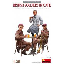 MINIART 35392 1/35 British Soldiers in Cafe