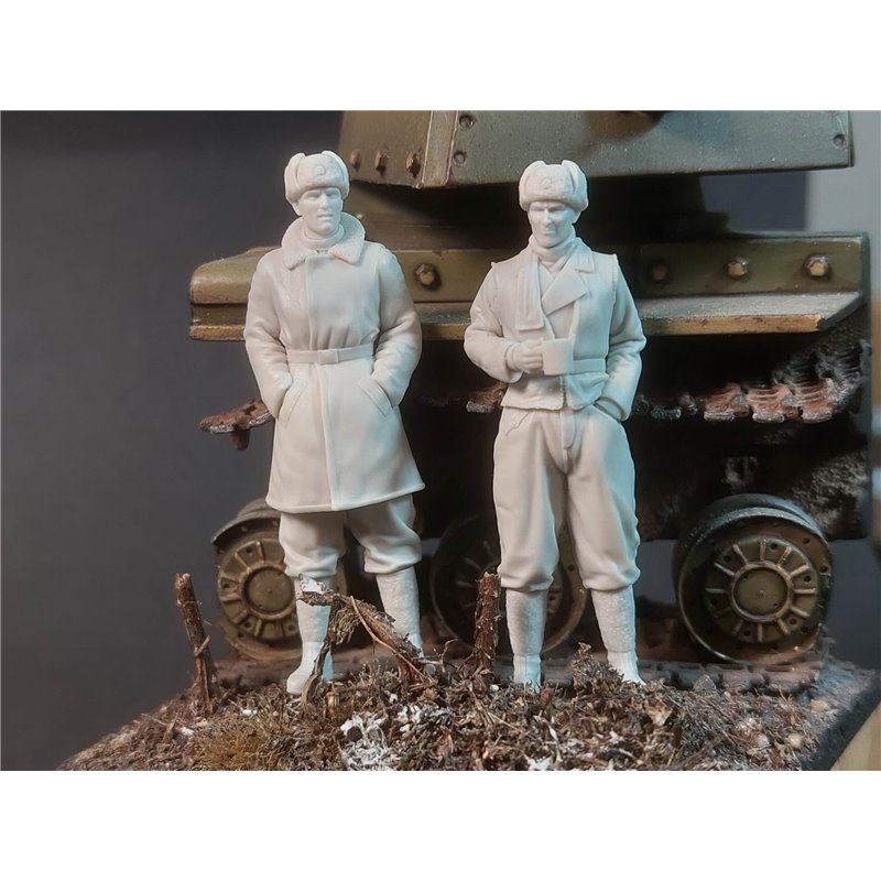 PANZER ART FI35-183 1/35 German tank officers  in winter coat set