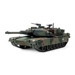 TAMIYA 25216 1/35 U.S. M1A1 Abrams Tank "Ukraine"