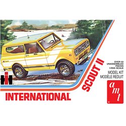 AMT 1248/12 1/25 International Harvester Scout II Truck
