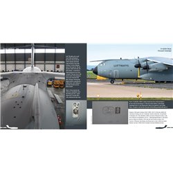 HMH PUBLICATIONS 019 Duke Hawkins Atlas A-400M (English)