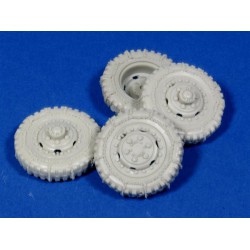 PANZER ART RE35-136 1/35 Road Wheels witch chains for M3 “Scout Car”