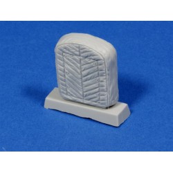 PANZER ART RE35-138 1/35 Cooler mask with Canvas Cover for Mercedes 4500