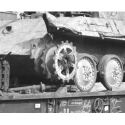 PANZER ART RE35-327 1/35 Damage Drive wheels for “Panther” Tank