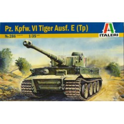 ITALERI 286 1/35 Pz.Kpfw.VI Tiger Ausf.E